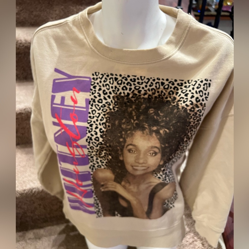 Whitney Houston‎ sweatshirt